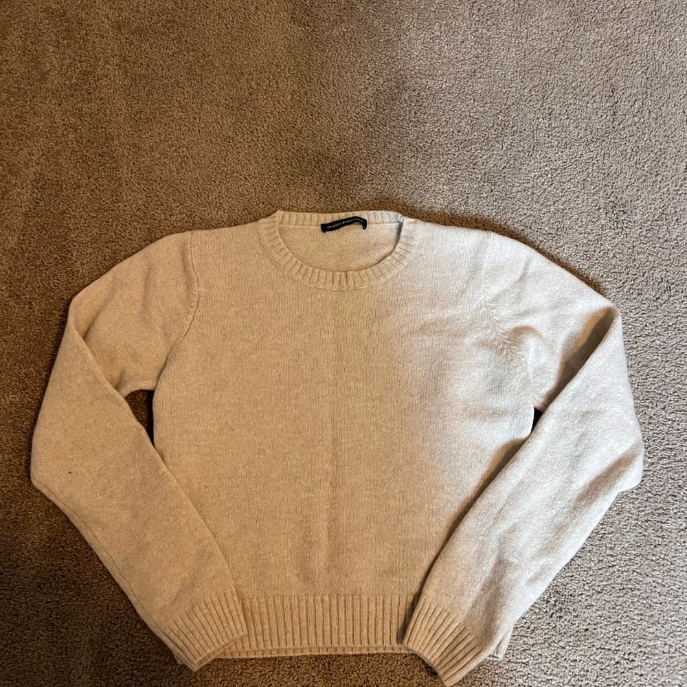 Brandy Melville Cream Crewneck Sweater Classic Knit